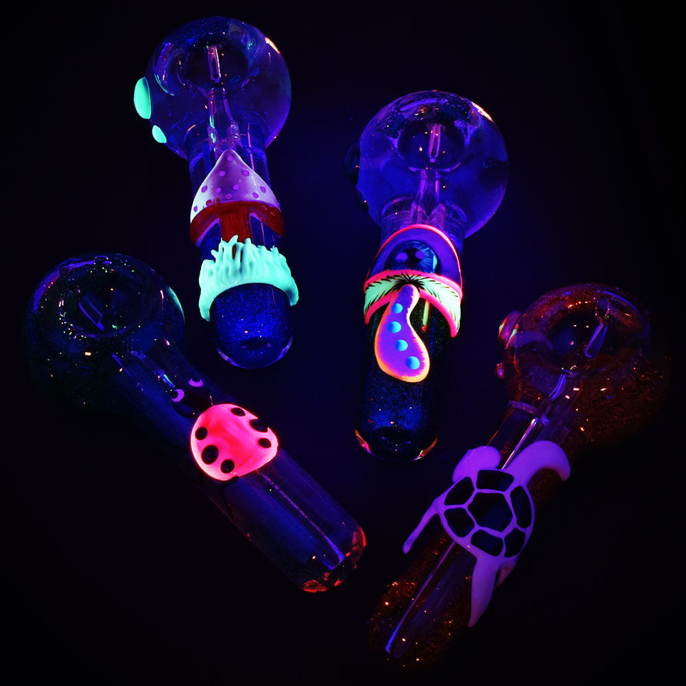 Freezable Glycerin Glitter Glow In The Dark Spoon Pipe- 5" / Styles Vary