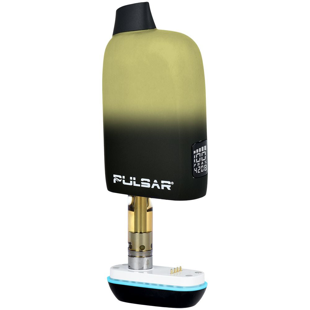 Pulsar APX Oil 510 Thermo in Clairvoyance, highlighting the discreet palm-style design with the cover slid back to reveal an installed 510 oil cartridge.