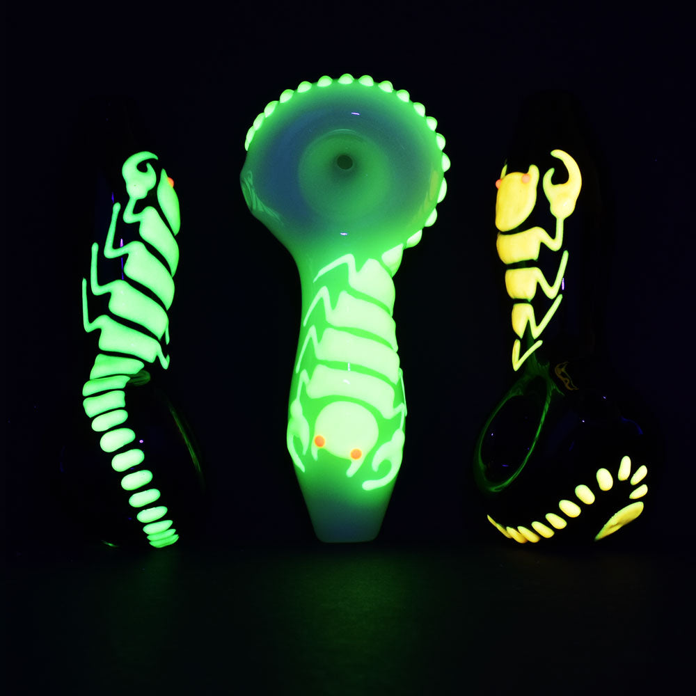 Scorpion Glow In The Dark Spoon Hand Pipe