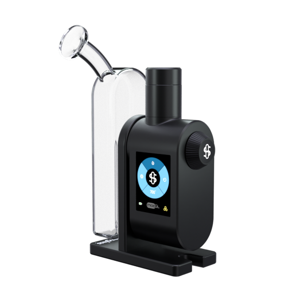 A clean, three-quarter side-profile studio shot displaying the opposite side of the assembled Stündenglass Modül + Dok setup. The view showcases the rear contours of the black Modül power core, the sleek magnetic connection ring, and the pristine clear borosilicate glass globe seated flush on the anodized aluminum Dok stand.