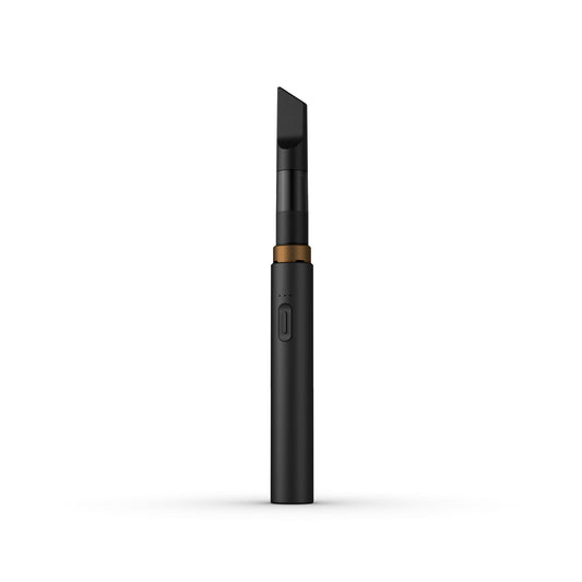 The Vessel Core 510-thread battery in Black, featuring a sleek matte finish, the signature wide 510 crown for universal cartridge compatibility, and the 3-LED power indicator light.