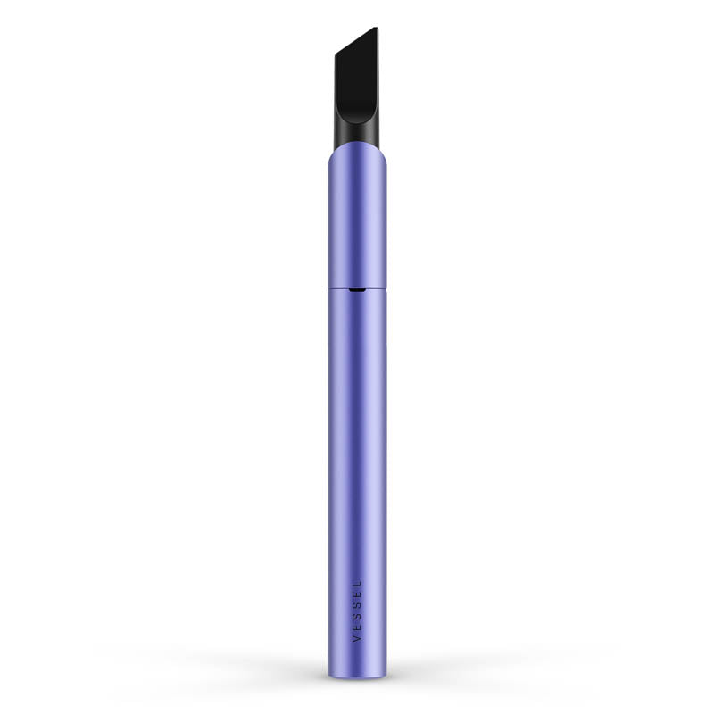 A clean, rear-facing studio shot of the Vessel Vista Edge vape pen in Very Peri. The device stands vertically with a 510 thread cartridge loaded, showcasing the completely solid, smooth periwinkle purple back panel, its elegant matte satin finish, and the precise alignment of the integrated magnetic charging contact base plate.
