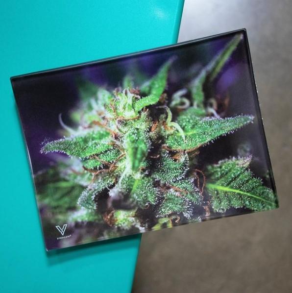 Blue Dream Glass Rollin' Tray 2 Size Options