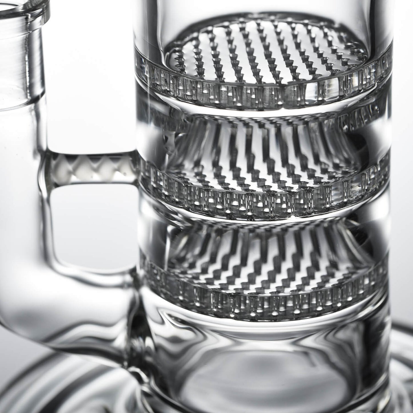 Vitae Glass Tri-combs Base